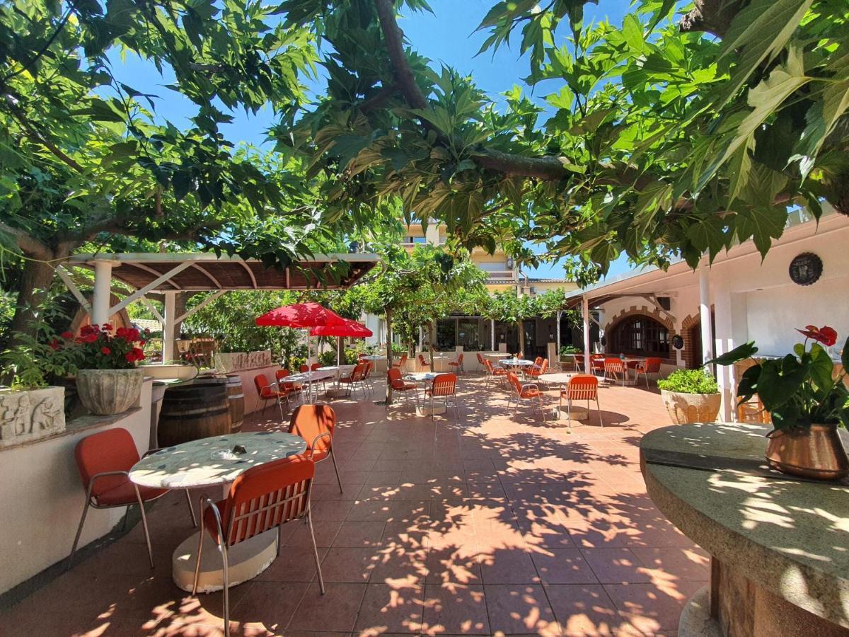 Hotel Riomar Sant Martí d'Empúries Esterno foto