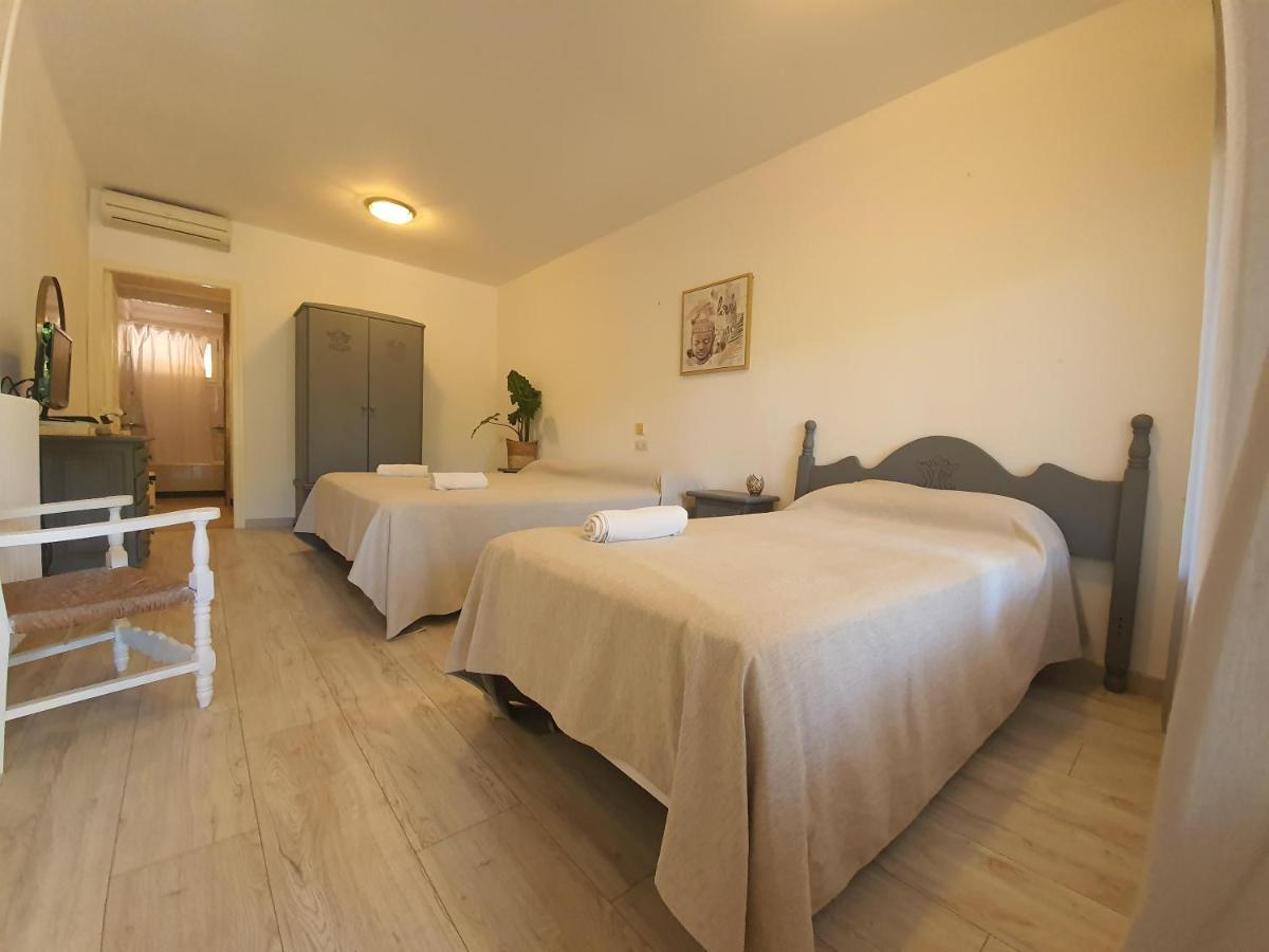 Hotel Riomar Sant Martí d'Empúries Esterno foto